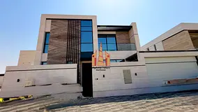New Luxury 4BR Villa with Maid’sroom For Rent in Hoshi