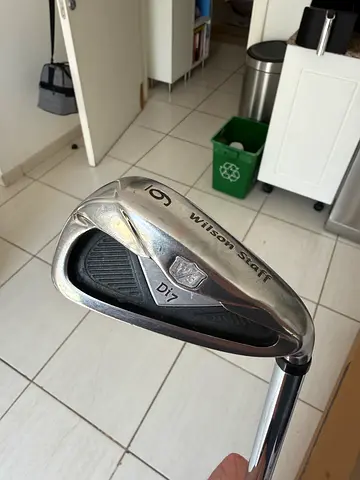 Wilson Staff D17 SW - 4i - Used