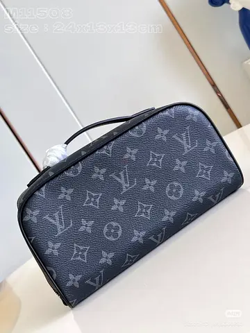 Louis vuitton Toiletry bag