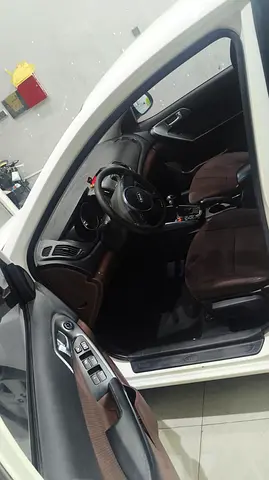 2011 KIA CERATO 照片 10