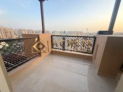 2 Bedroom I Closed Kitchen I Balcony I Vacant