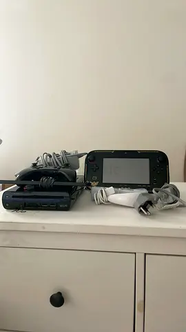 [MODDED] Wii U Console with GamePad, Sensor Bar and Wii Remote, Comes with games