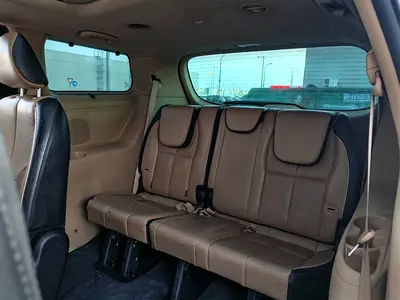 صورة 8 لـ 2017 KIA GRAND CARNIVAL