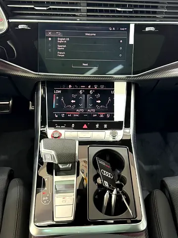 2026 AUDI RS Q8 照片 13
