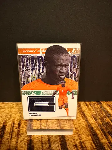 Yaya Toure Futera FX Game-Worn Jersey Patch 03/05 – Barcelona Legends