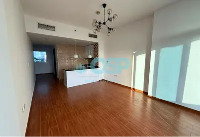 Bright Studio | Al Jawhara Tower | Balcony & Marina View