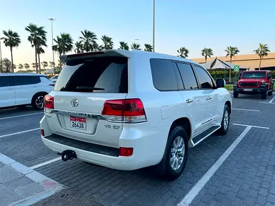 2016 Toyota LAND CRUISER 照片 2