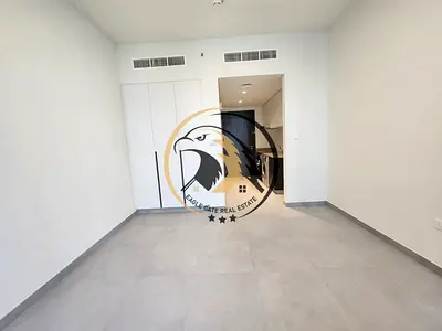 Luxurious Studio Apartment available with good view