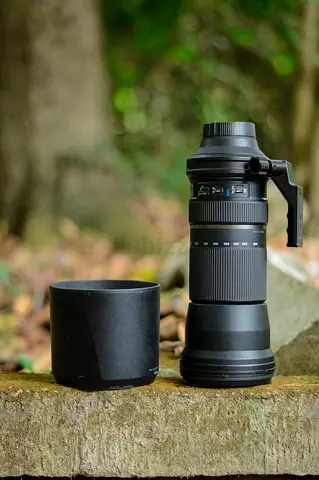 Tamron sp 150-600mm canon lens with uv filter back and front Cup good conditions without issue