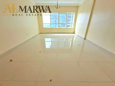 Spacious 2BHK with sea view and built-in wardrobe, store room ready to move