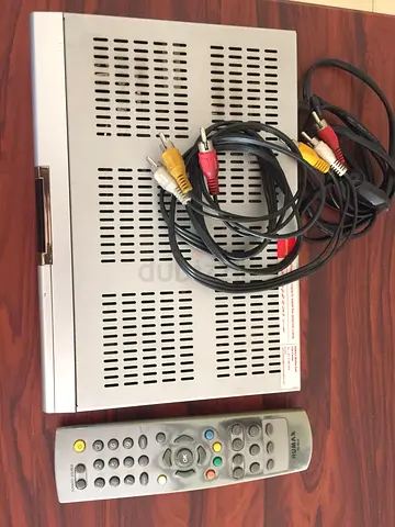 Humax Digital Satellite Receiver with Remote and Cables