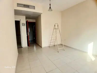 Lavish 1bhk full family building in muwailah sharjah 27k