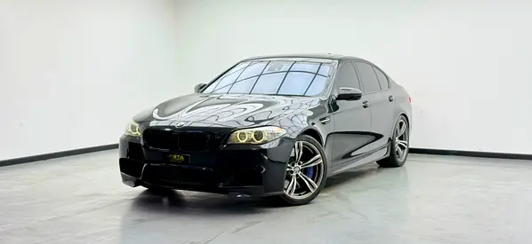 2013 BMW M5, Stage 2 Tuned, Carbon Fiber Exterior, Fully Loaded, Excellent Condition, GCC