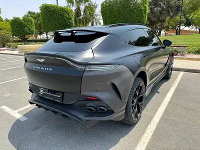 2023 Aston Martin DBX 照片 7