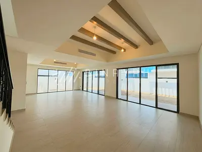 6BR Stand Alone | Brand New | Prime Loacation