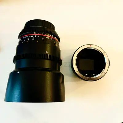 Samyang 85mm T1.5 Cine Lens (Canon) + Sony Adapter