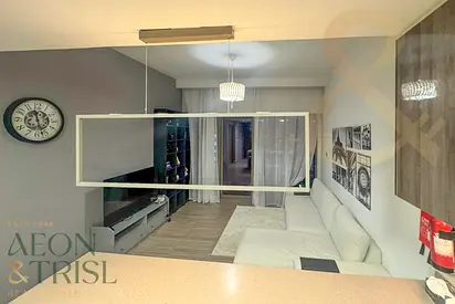 Lake View | 1 Bedroom | Furnished | Vacant