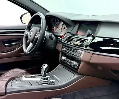 2013 BMW M5 photo 7