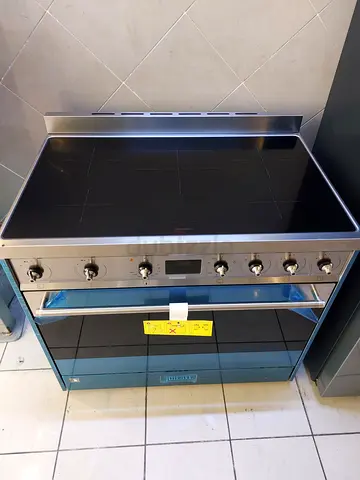 Smeg induction cooking range 90x60cm