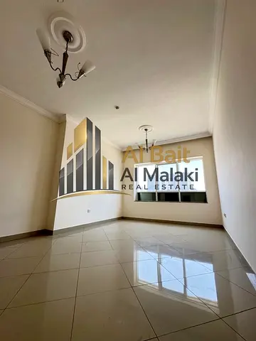 شقة 3 غرف للإيجار السنوي في الممزر، إحداها ماستر، 3 حمامات وتكييف مركزي، رقم الشقة 2607، موقع مميز وسعر مناسب 55,000 درهم مع دفعات مرنة