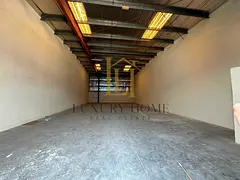 Wearhouse available for storage industrial 18