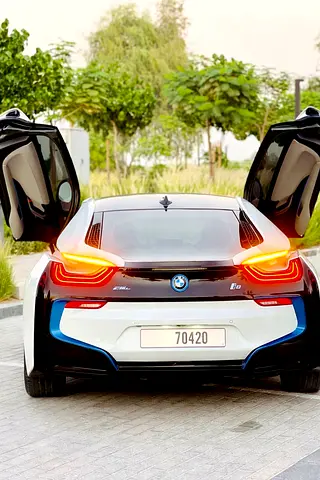 2016 BMW I8 — фото 6