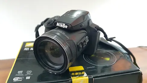 Nikon zoom Coolpix P900 camera in excellent construction in abu dhabi
