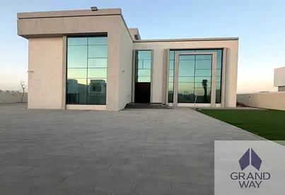 Elegant 3BR Villa I Swimming Pool I Huge Parking