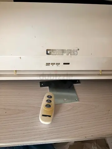 Geepas Air Curtain with Remote