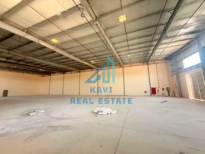 Brand new warehouse and good location
