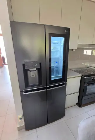 Free Delivery- LG KNOCK Door InstaView 4-Doors Fridge With Bottom Freezer & ice Maker Water Dispense