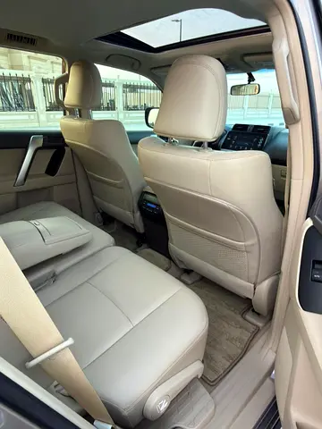 2022 Toyota PRADO 照片 9