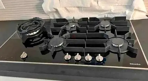 Miele built-in full gas top