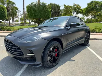 2023 Aston Martin DBX 照片 2