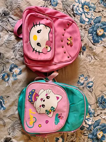 Both for 20 AED Perfect Condition backpacks for kids and school Location Al barsha 1