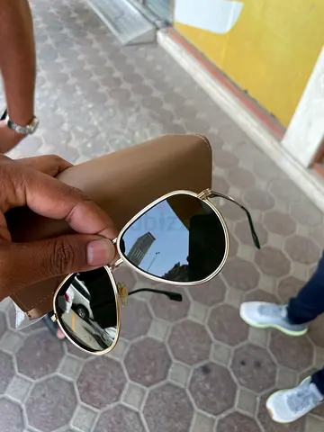 Burberry Sunglass B 3135