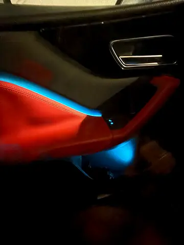 صورة مصغرة 15 لـ 2019 Jaguar F-PACE