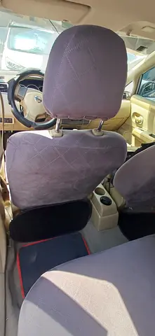 2012 Nissan TIIDA 照片 2