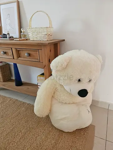 Huge plush bear toy
