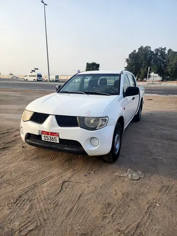 Mitsubishi L200 Double Cab GL 2009 | GCC Specs | Manual