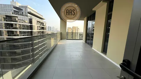 1645Sqft, Huge Furnished 2bhk with terrace only 2.5M, No commission