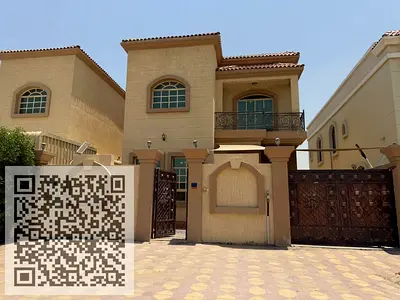 For annual rent: 5-bedroom villa with 2 living rooms and a maid's room. Price: 105 (currency unspecified) payable in 4 installments.
