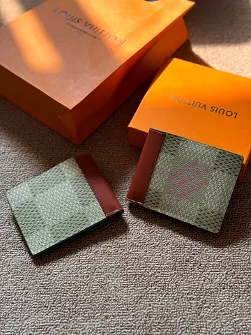 Louis vuitton mens wallet