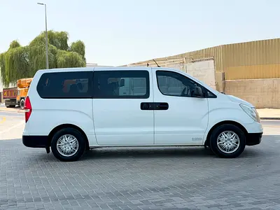 2014 Hyundai H1 photo 7