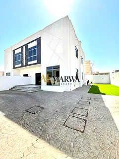 Luxury independent villa best location good price