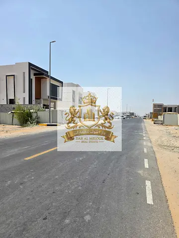 🏡 أرض سكنية للبيع في حي حوشي – الشارقة
🚗 قريبة جداً من جسر الحوشي وعلى شارع 24 متر تملك حر لجميع الجنسيات العربية