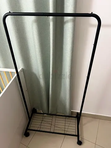 Black Metal Clothes Rail with Wheels and Lower Shelf