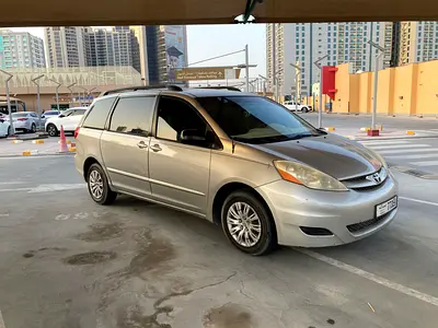 Well Maintained Toyota Sienna SE 2010 | American Specs