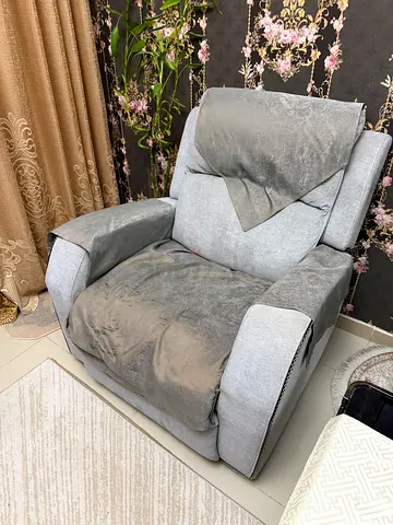 5 Seater recliner sofa