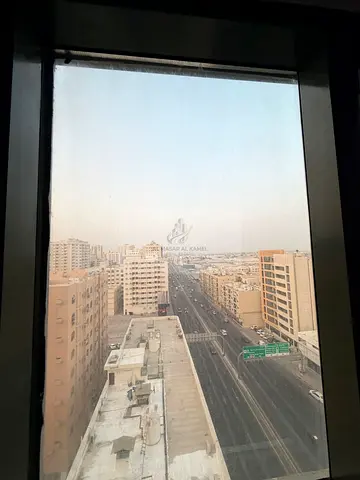 مساحات كبيره | موقع مميز | تكيف مجاني | اول مخرج ل دبي | بدون رسوم | تامين مؤجل 3 اشهر